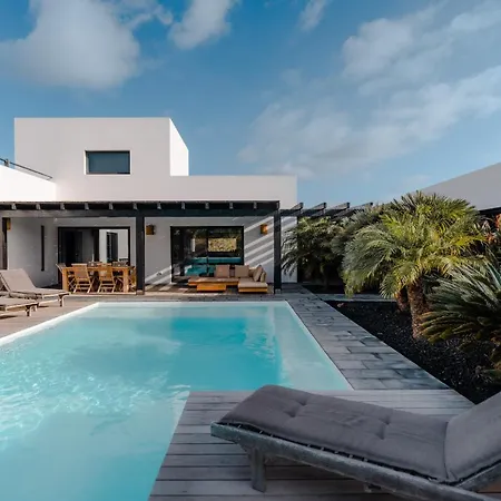 Bed & Breakfast Puresurfcamps Surflodge Fuerteventura