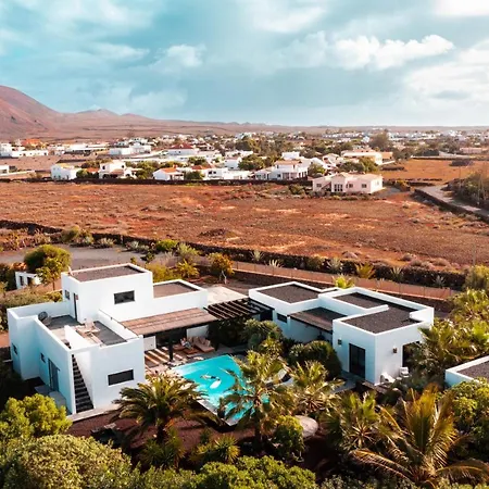 Puresurfcamps Surflodge Fuerteventura La Oliva
