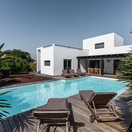 Puresurfcamps Surflodge Fuerteventura Bed & Breakfast *