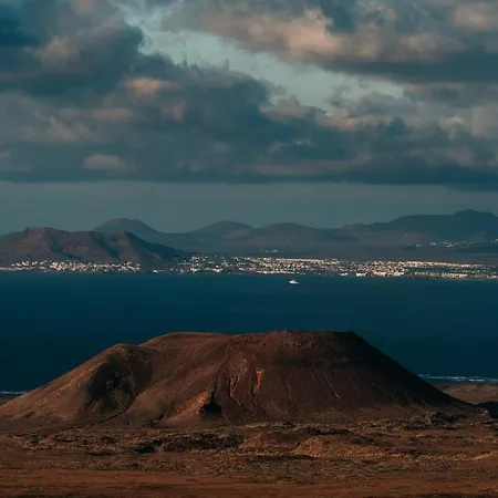 Puresurfcamps Surflodge Fuerteventura Ла-Олива